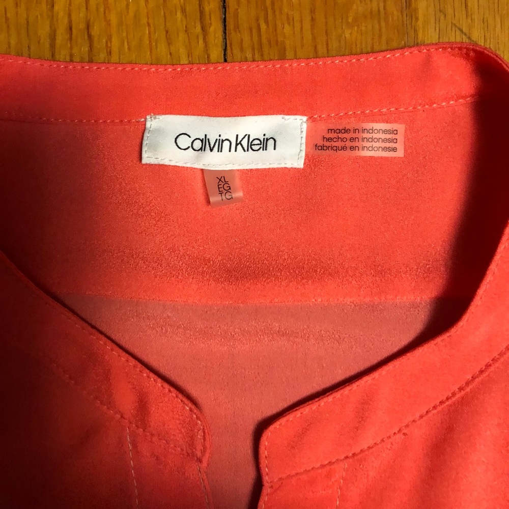 Calvin Klein - Picture 3 of 3